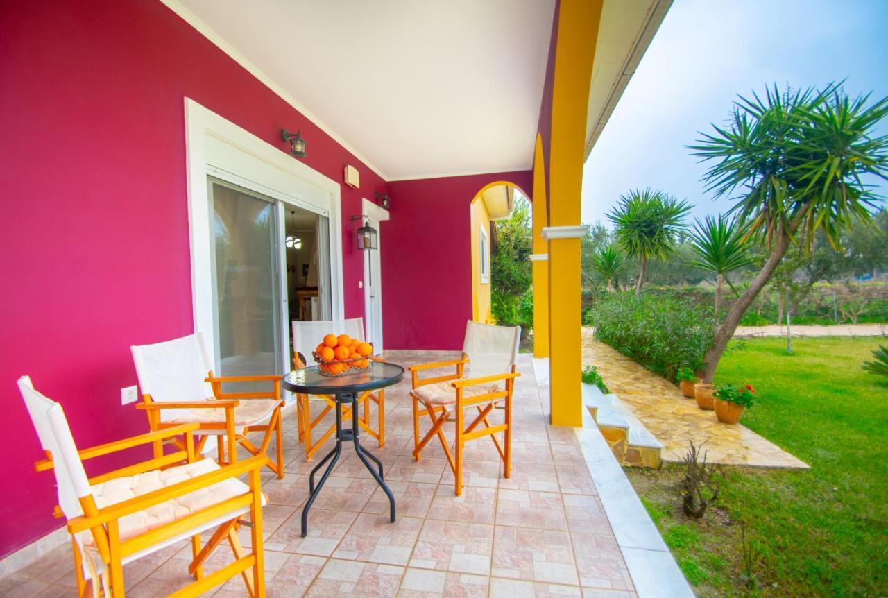 Loukas Farm House Áyios Kírikos Exterior foto